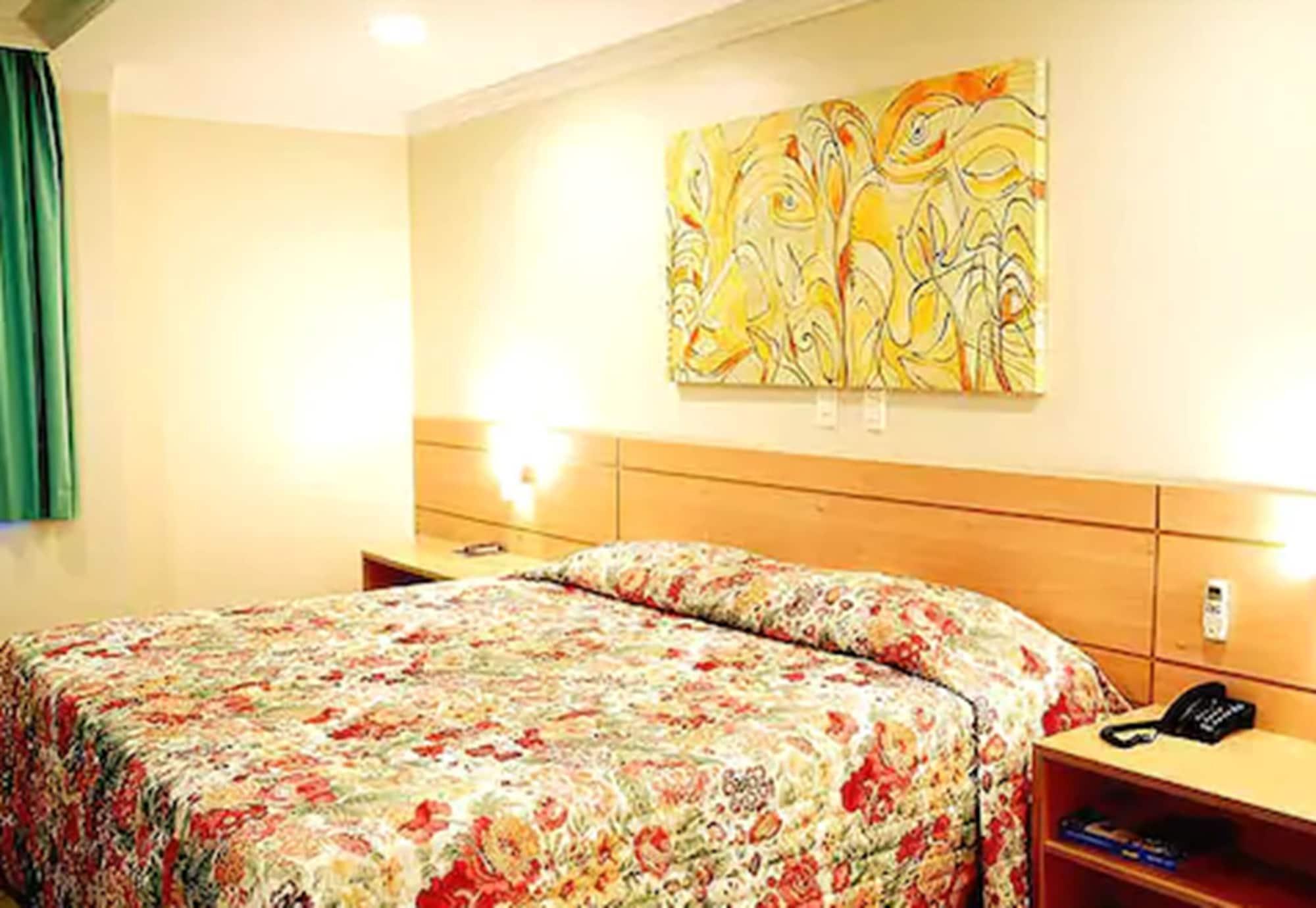 גווארולוס Hotel Domani מראה חיצוני תמונה