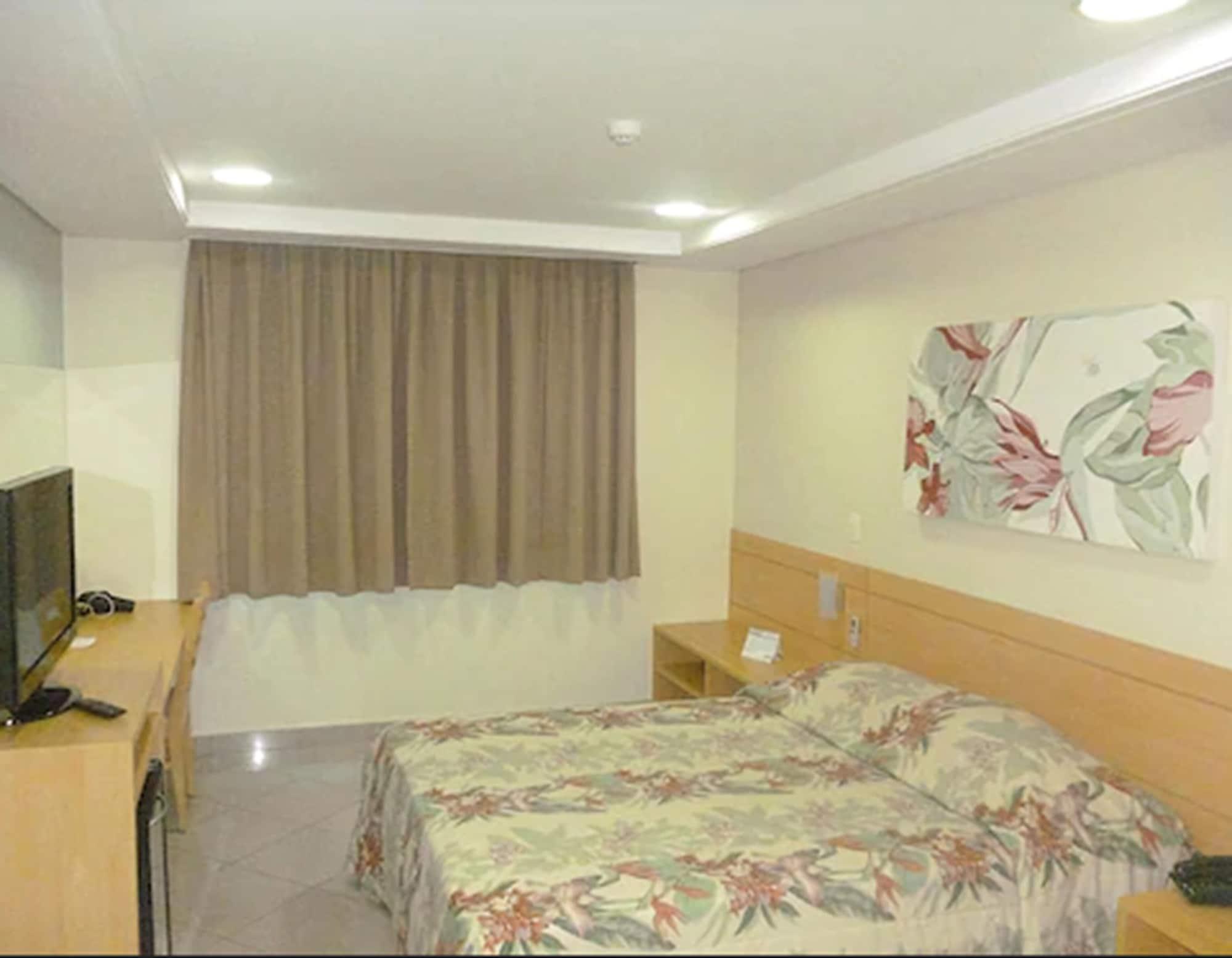גווארולוס Hotel Domani מראה חיצוני תמונה