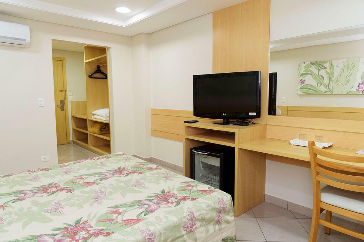 גווארולוס Hotel Domani מראה חיצוני תמונה