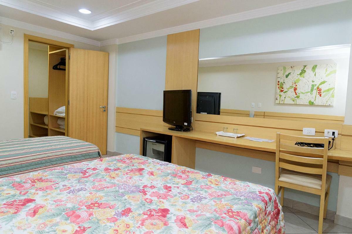 גווארולוס Hotel Domani מראה חיצוני תמונה
