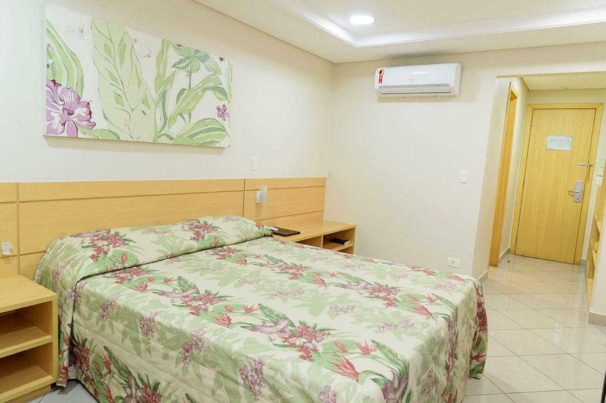 גווארולוס Hotel Domani מראה חיצוני תמונה