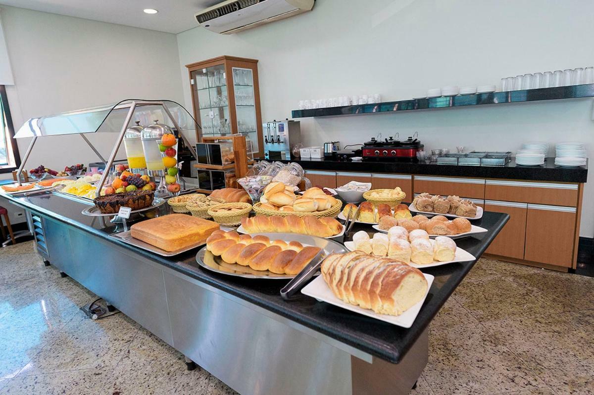 גווארולוס Hotel Domani מראה חיצוני תמונה