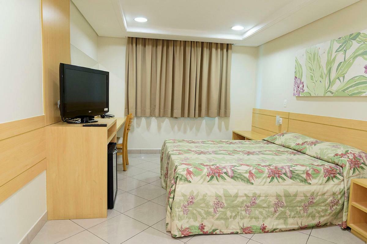 גווארולוס Hotel Domani מראה חיצוני תמונה