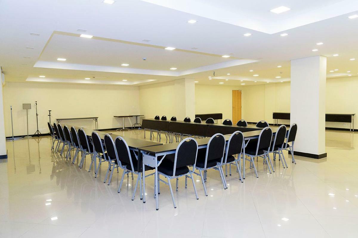 גווארולוס Hotel Domani מראה חיצוני תמונה