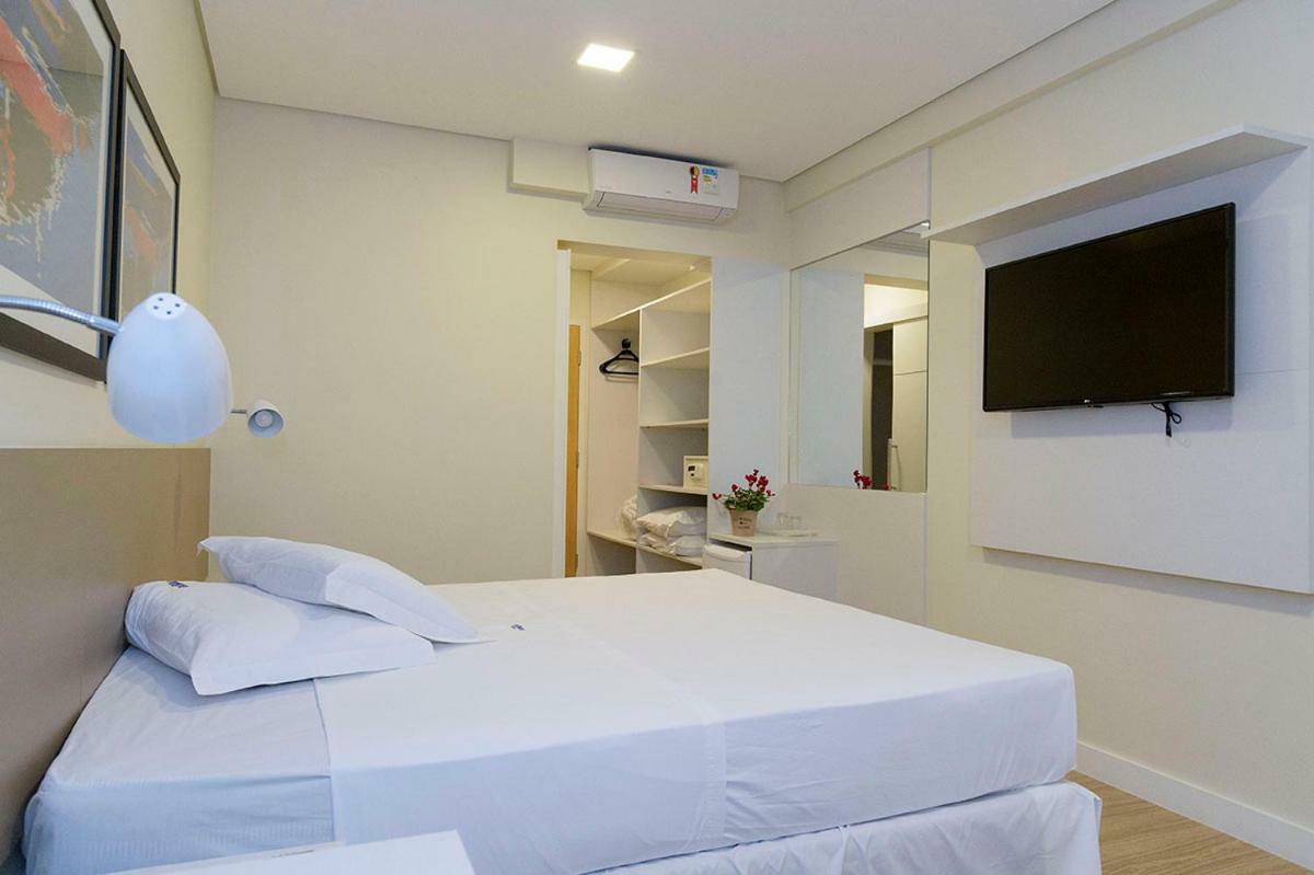 גווארולוס Hotel Domani מראה חיצוני תמונה