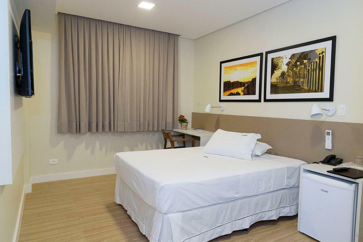 גווארולוס Hotel Domani מראה חיצוני תמונה